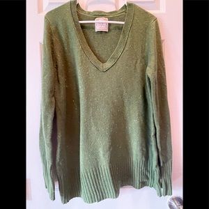 Old Navy Maternity Sweater size Large